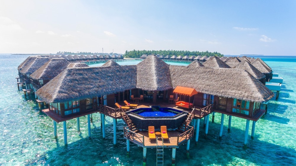 content/hotel/Sun Aqua Vilu Reef/Accommodation/Grand Reef Suite/SunAquaViluReef-Acc-GrandReefSuite-01.jpg